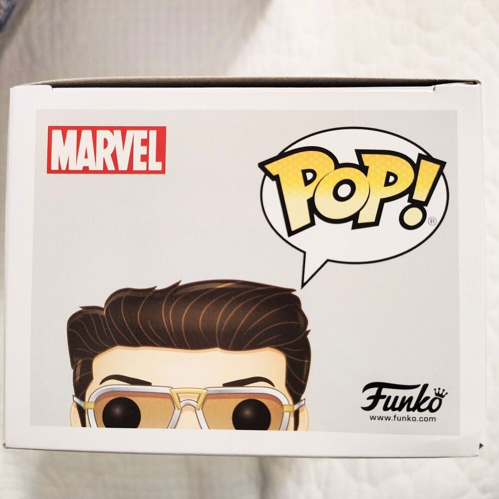 Funko Pop 🍀 Tony Stark #225 ☘️ 2017 Summer Con Exclusive 🌈 New in Protector - Picture 5 of 9